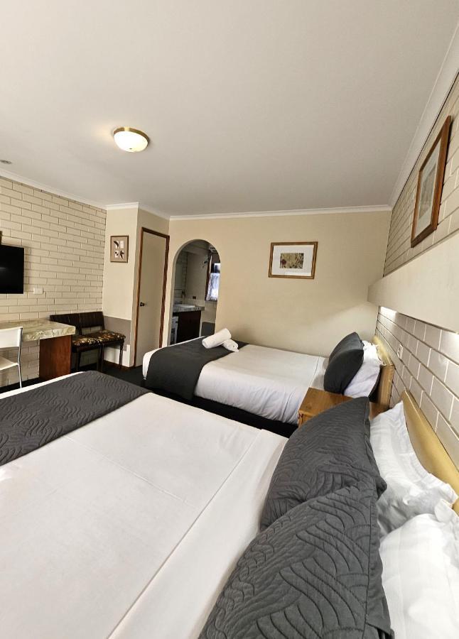 Alfred Motor Inn Ballarat Bagian luar foto