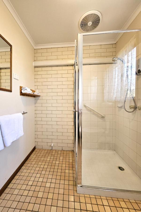 Alfred Motor Inn Ballarat Bagian luar foto