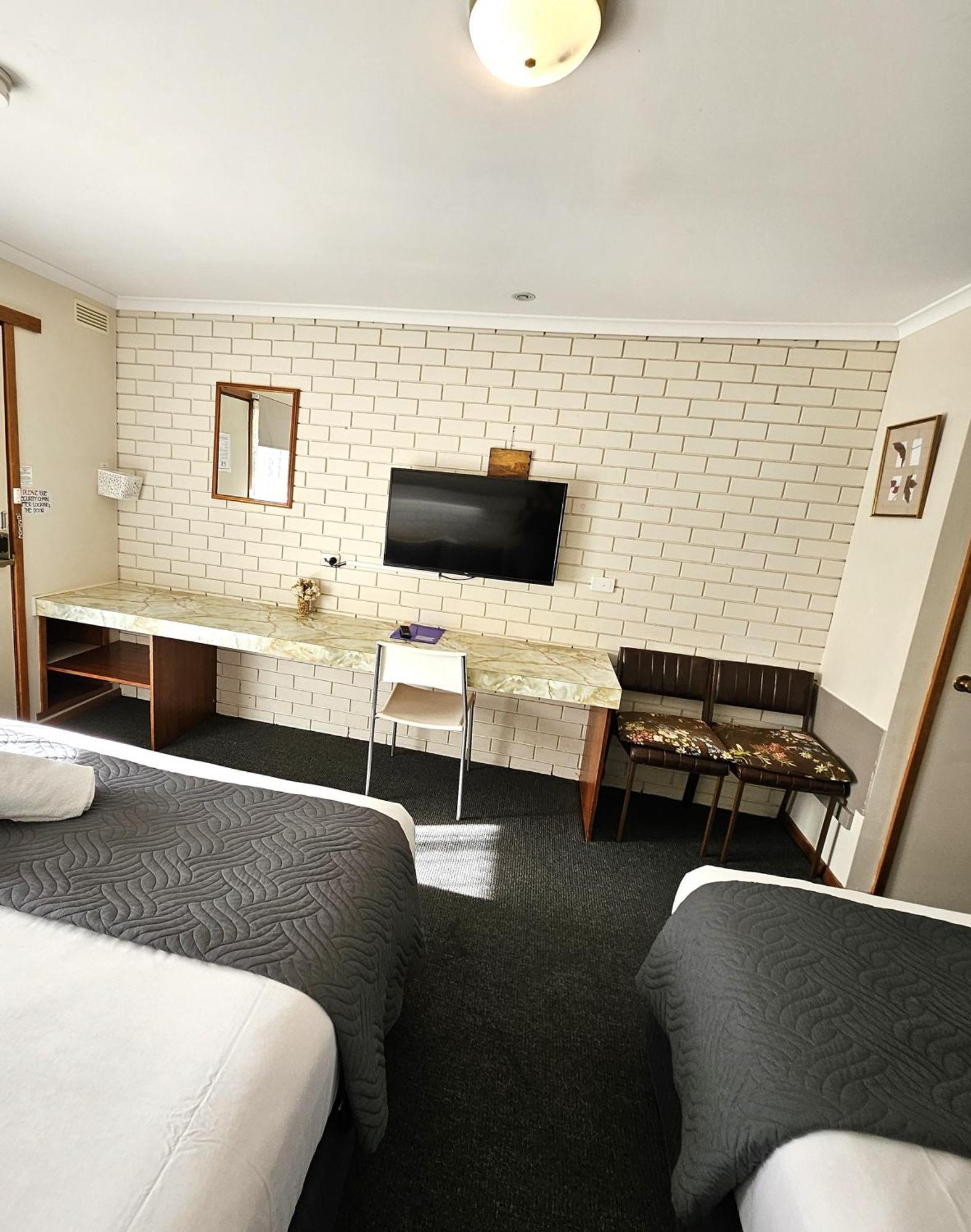 Alfred Motor Inn Ballarat Bagian luar foto
