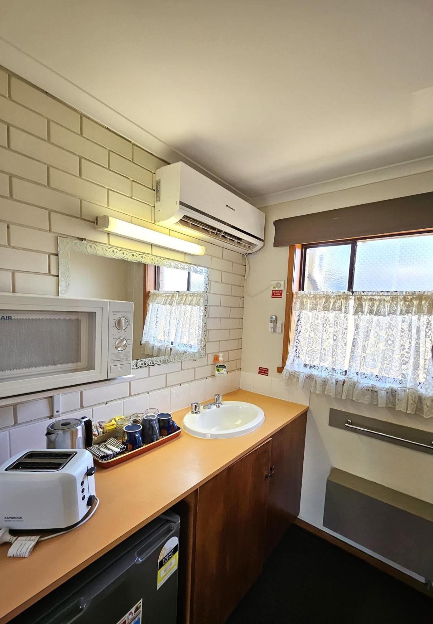 Alfred Motor Inn Ballarat Bagian luar foto