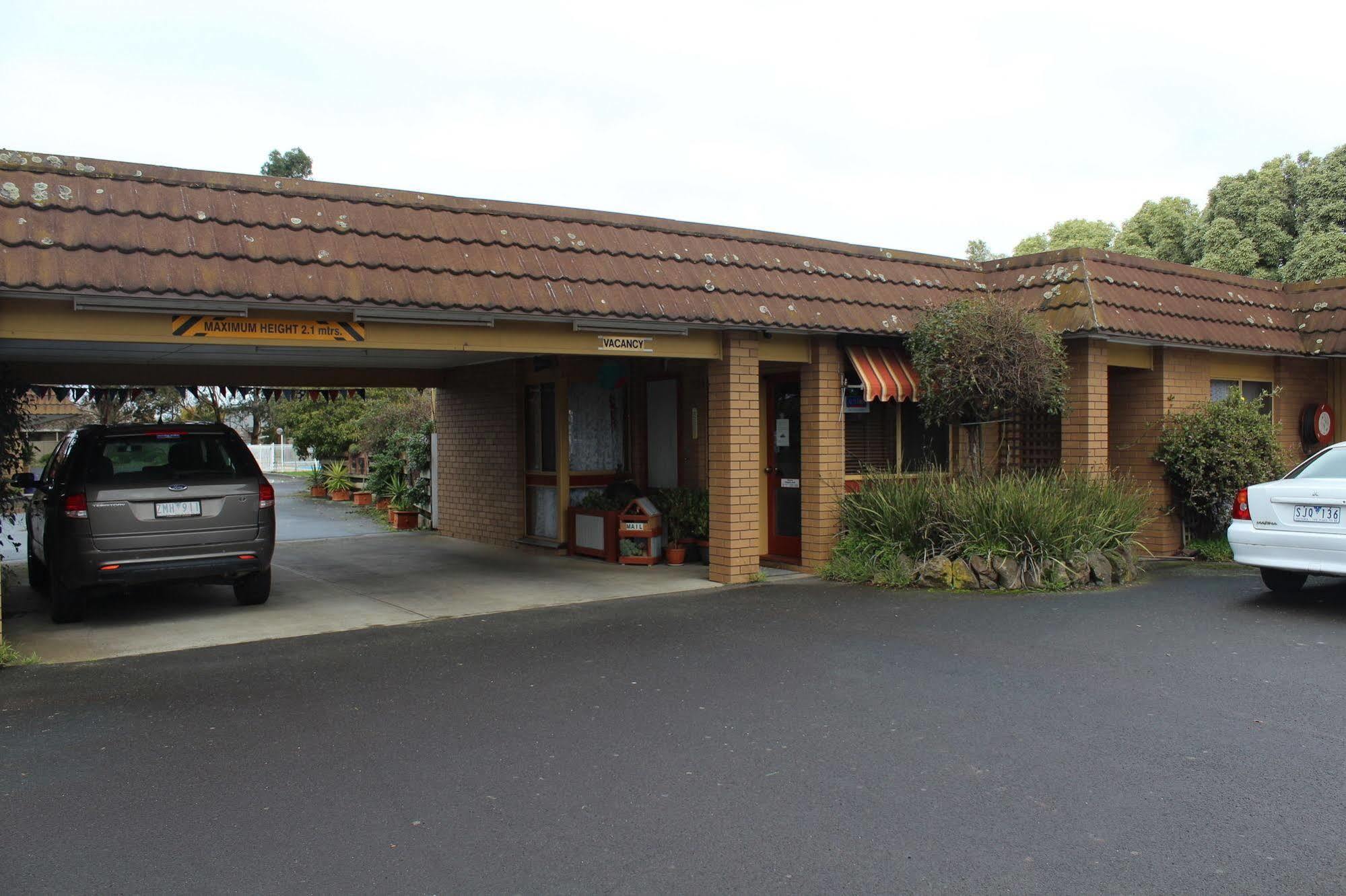 Alfred Motor Inn Ballarat Bagian luar foto