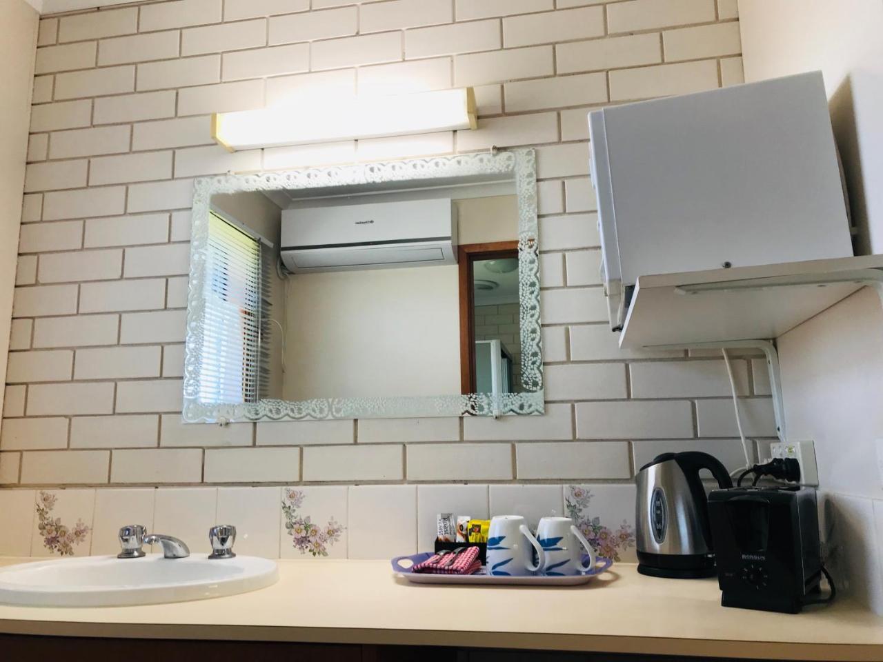 Alfred Motor Inn Ballarat Bagian luar foto